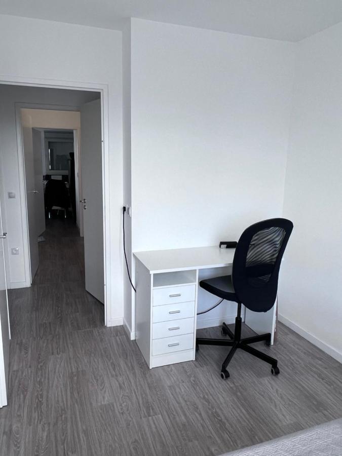 Chambre Privee Dans Un Appartement A 37 Min De Champs Elysees Sartrouville Bagian luar foto